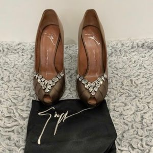 Giuseppe Zanotti Embelished shoe size 35.5